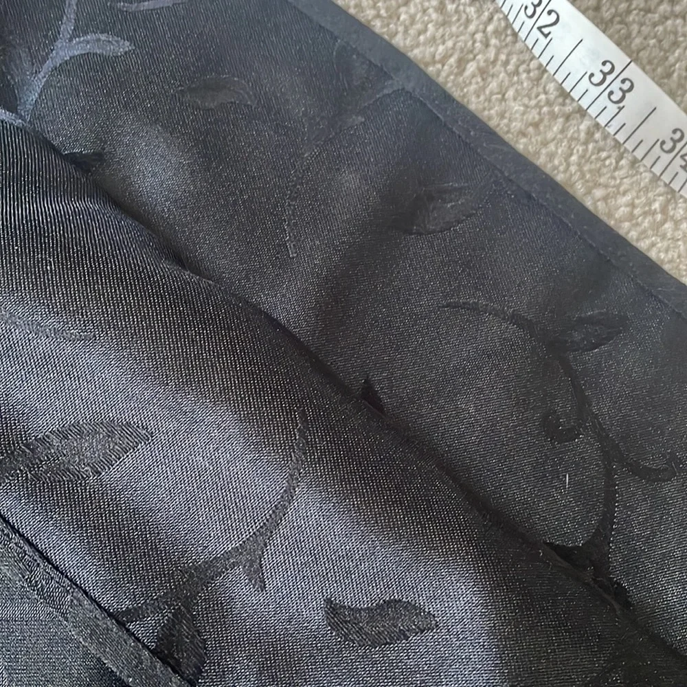 🌾 silky tablecloth - Picture 3 of 3